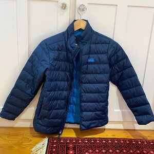 REI co-op down jacket- kids large- like new condition